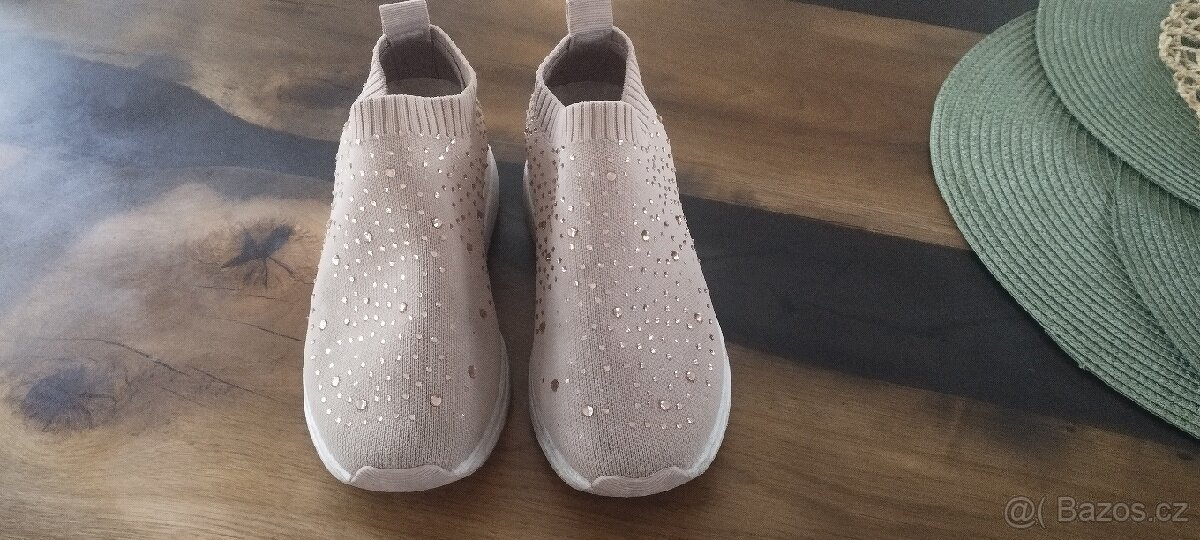 Dívčí letní tenisky CCC vel.34 - 4