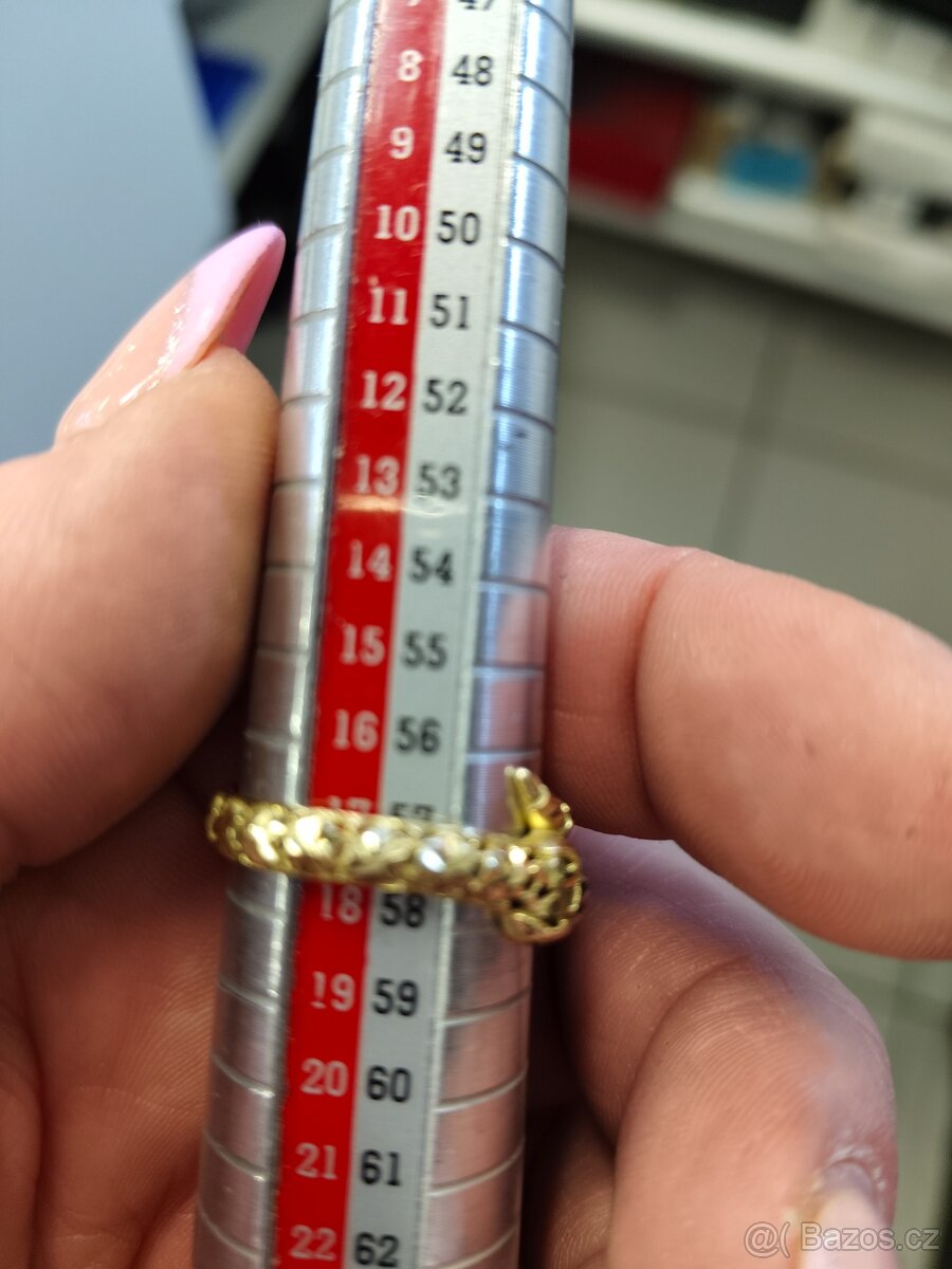 Zlatý dámský prsten - 4