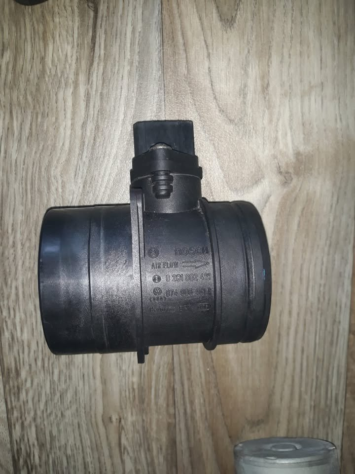 Audi A4 B7 díly - 4