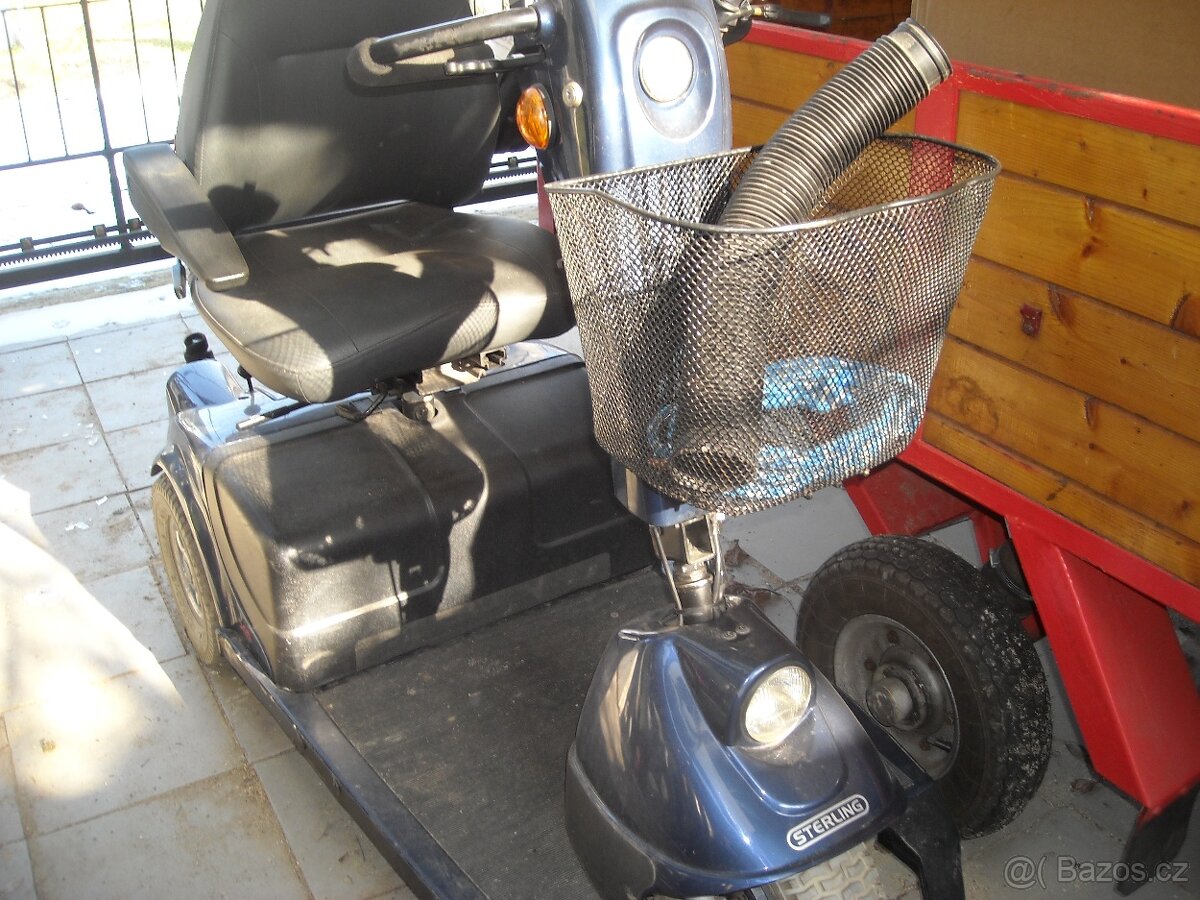 ELEKTRICKÝ SKÚTR – TŘÍKOLKA - 4