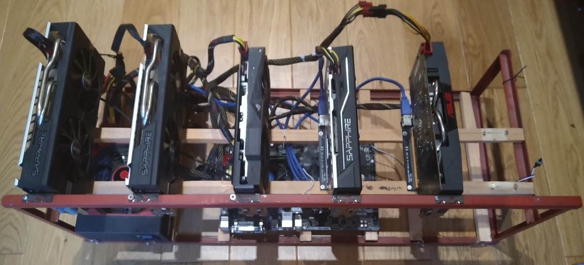 Mining RIG 4xRX570 1xRX580 - 4