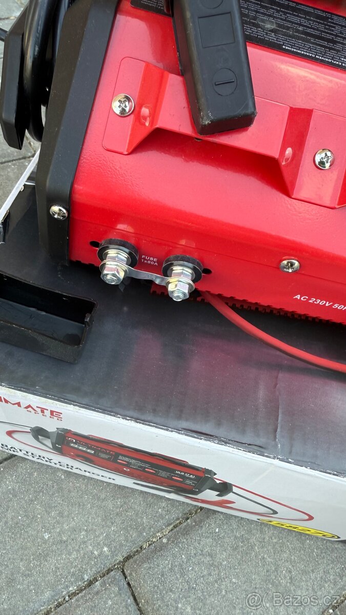 Nabíječka autobaterií Ultimate ULG17A1 - 4