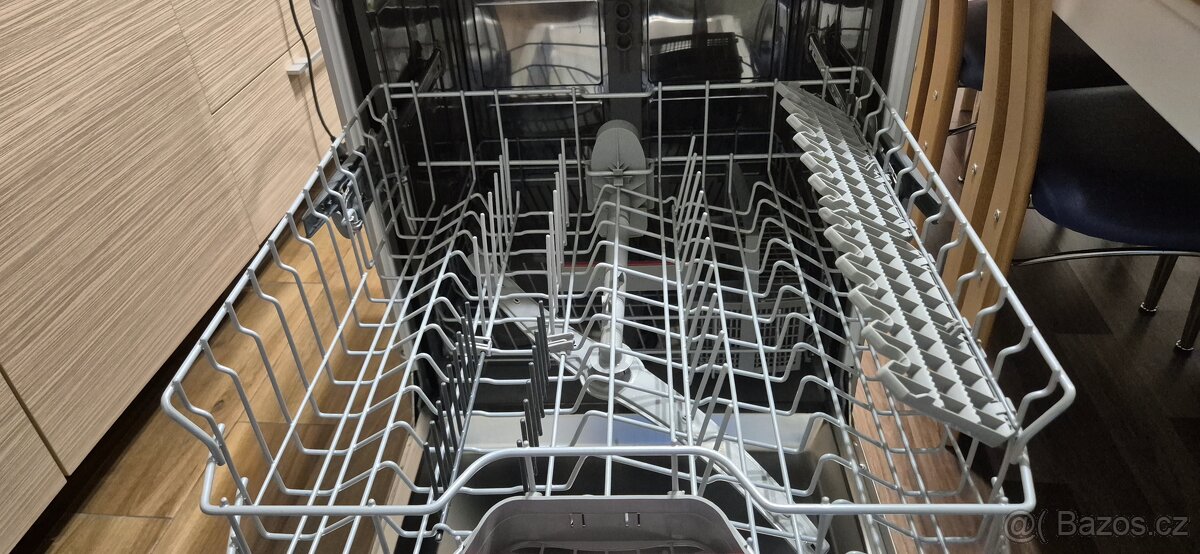 Myčka Bosch série 4 - 4