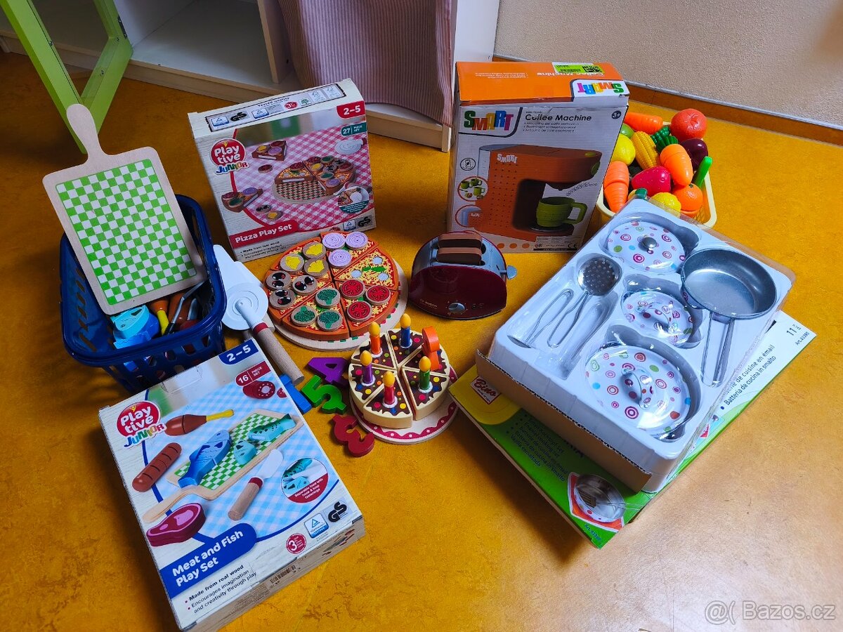 Dětská dřevěná kuchyňka s příslušenstvím - 4