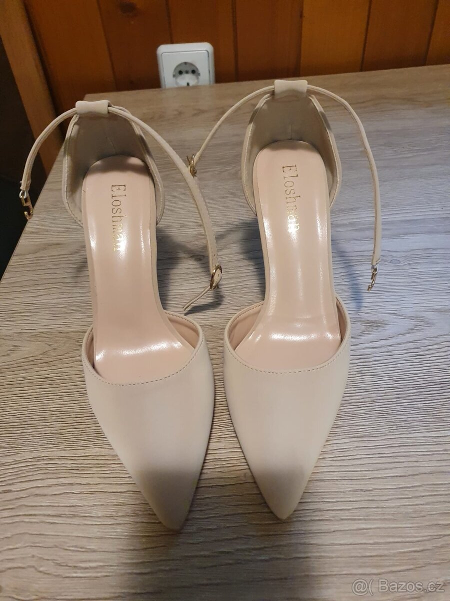 Podpatky velikost 35 - 4