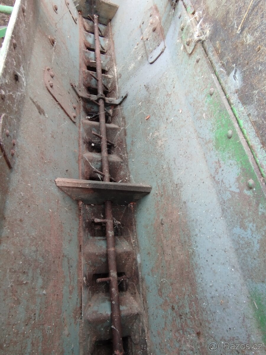Secí stroj upravený za traktor - 4