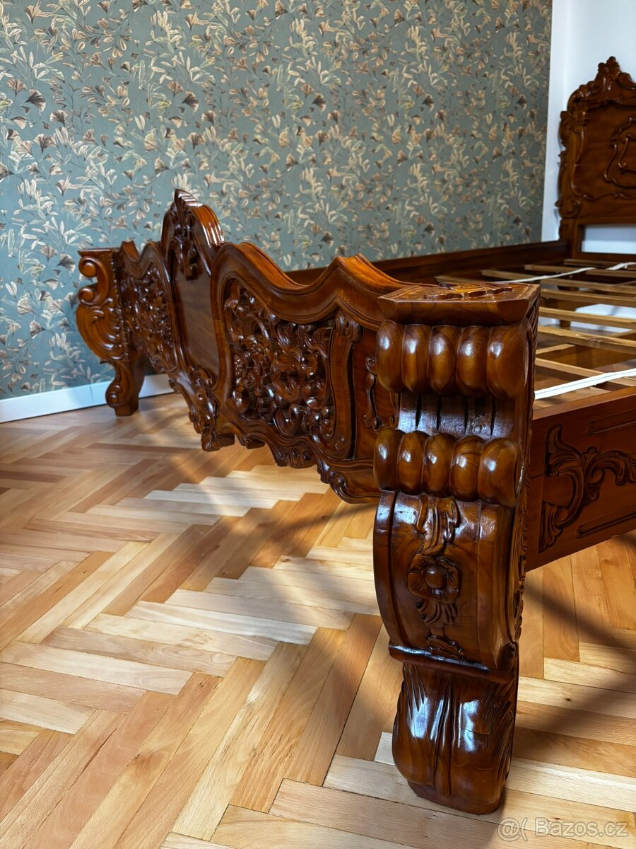 Zámecká postel - 4