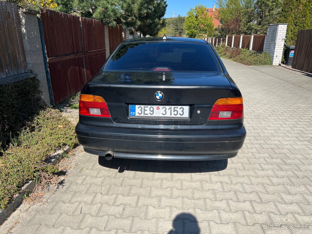 BMW E39 525i - 4