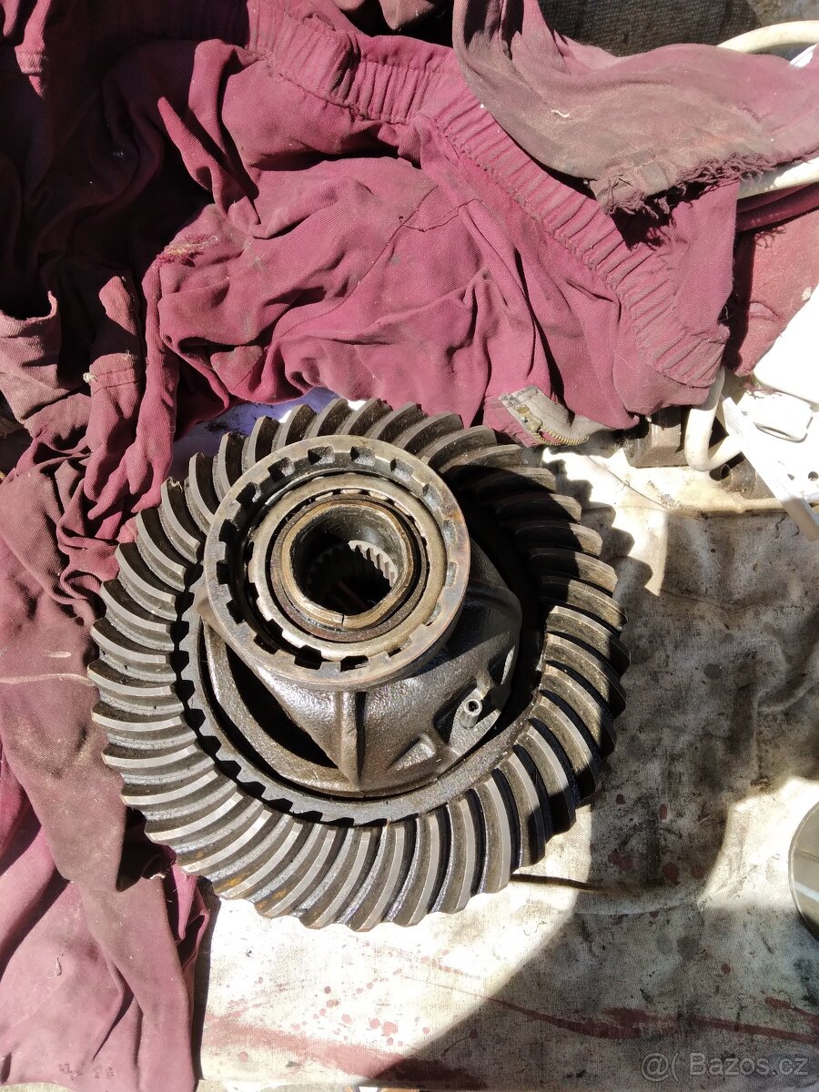 Prodám hrušku a talíř soukolí zadní nápravy - 4