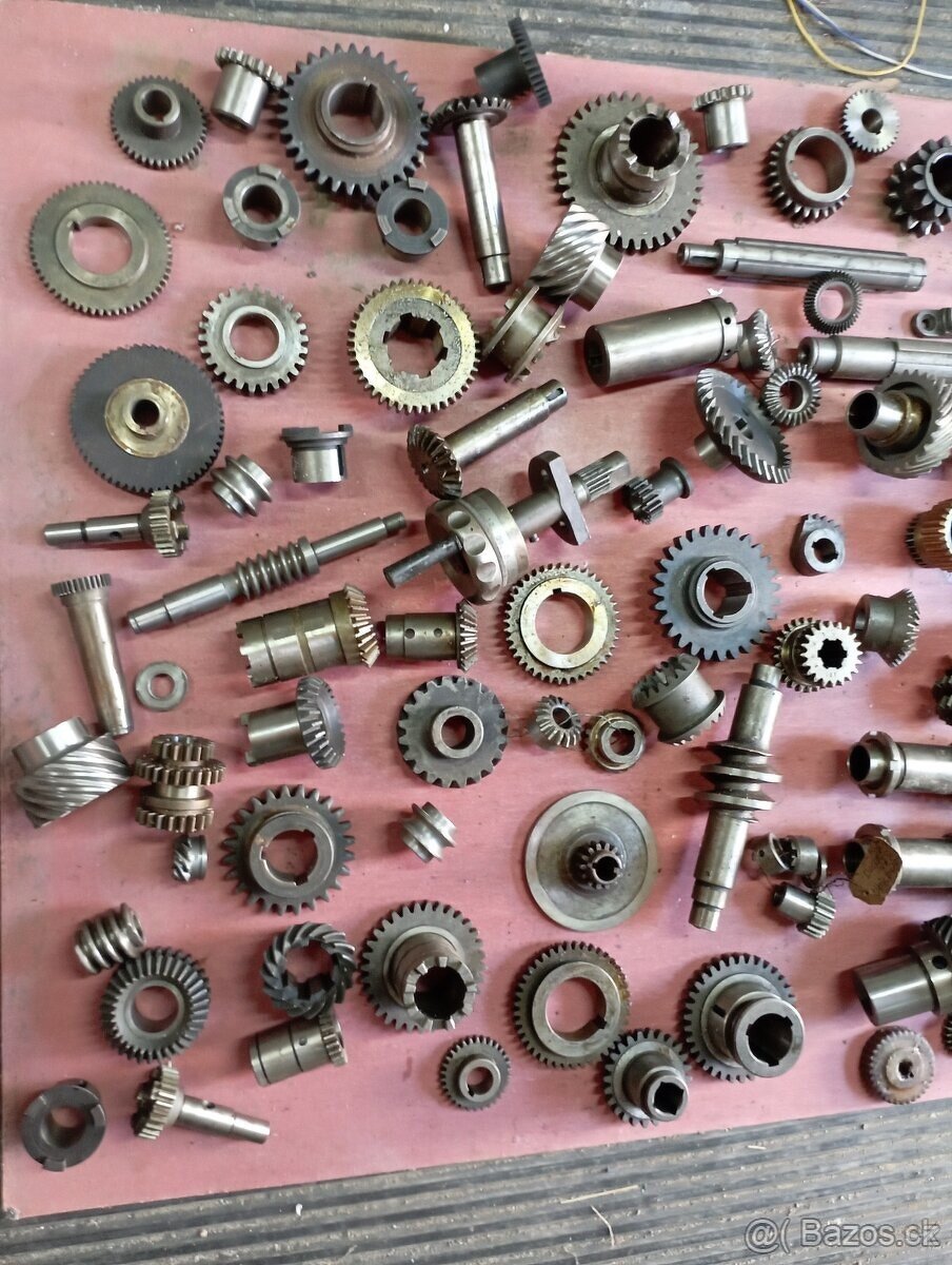 Díly frézky soustruhy - 4