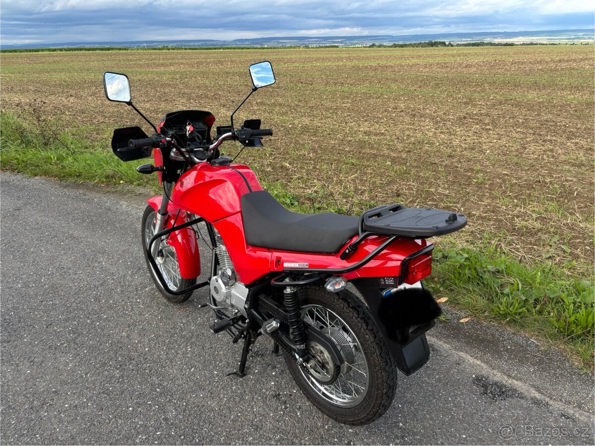 Jawa 125/810 Travel - 4