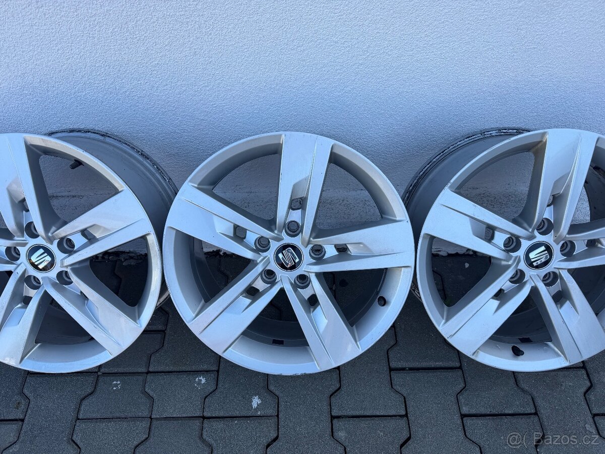 R17 5X112 Seat Skoda - 4
