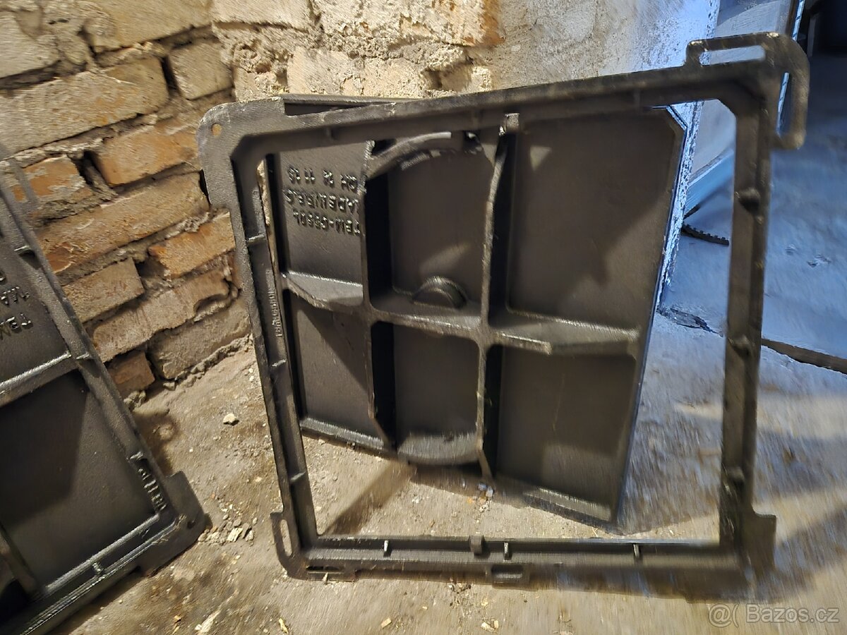 Litinové poklopy 550 x 550 - 4