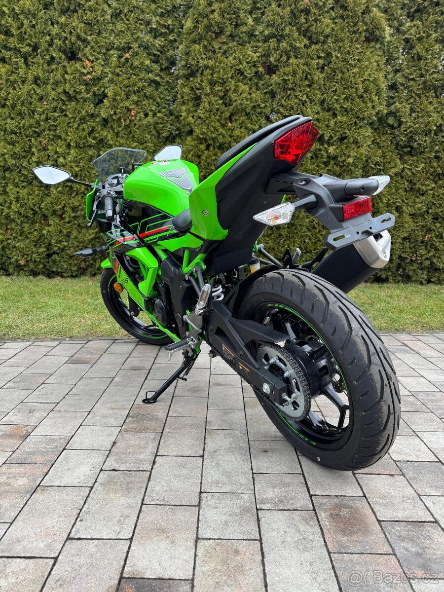 Kawasaki Ninja 125 - 4