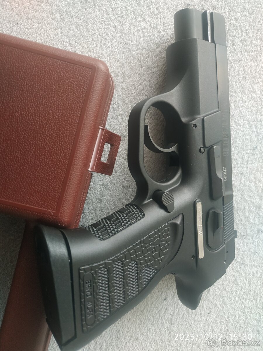 Pistole Alfa Defender - 4