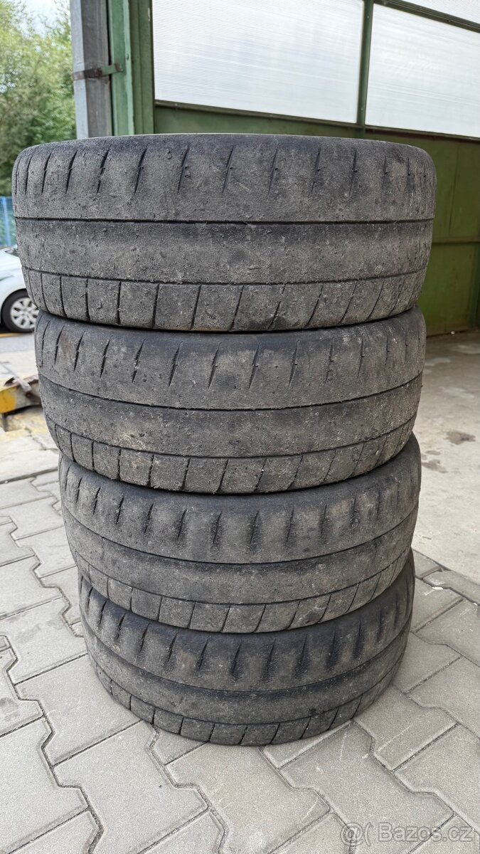 Michelin slick 235/40 R18 (20/65-18) smes M20 - 4