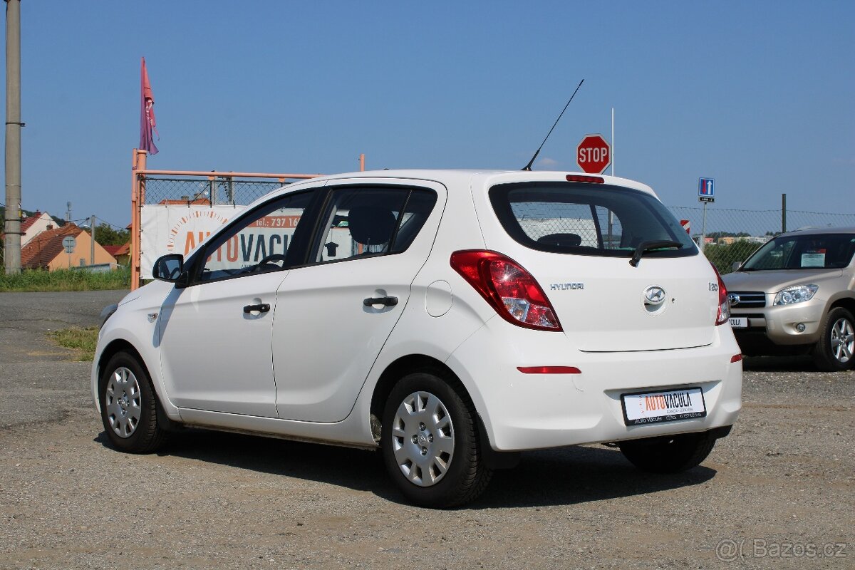 Hyundai i20, 1,2i 62KW, 1.maj.,ČR, 66.273 km, r.v. 2014 - 4