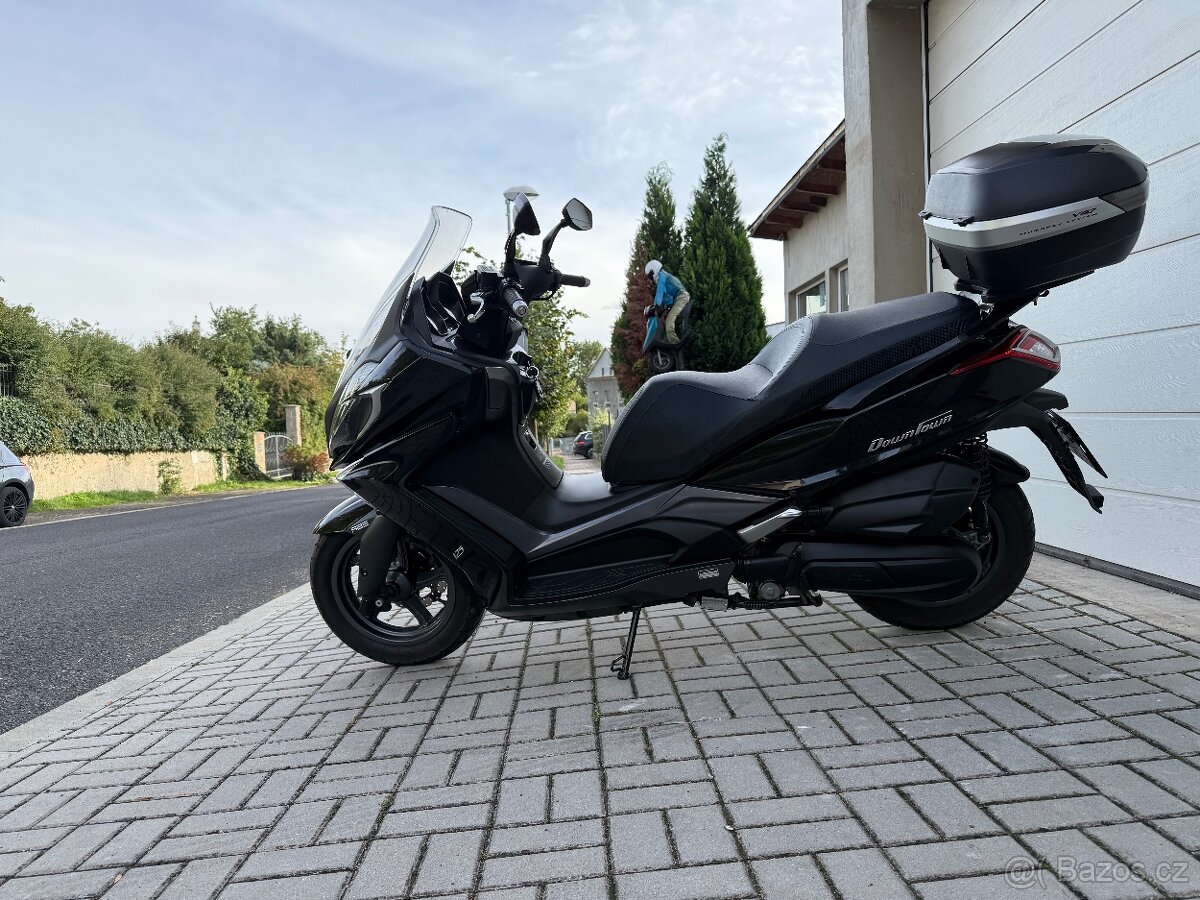 Kymco New Downtownt 125i, 2016, ABS, Cz doklady jen 7 000 km - 4