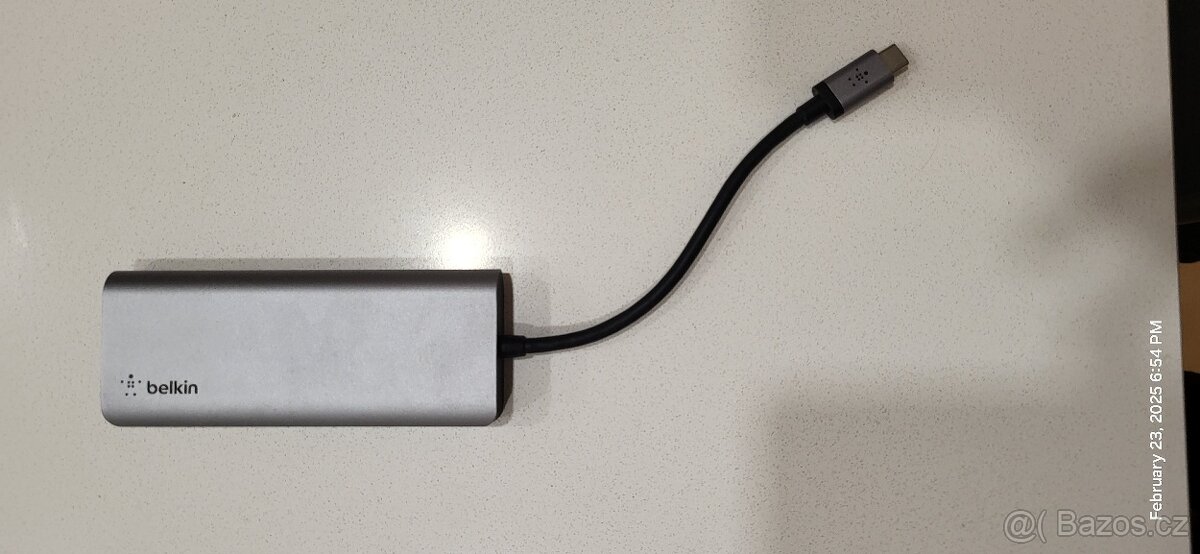 Belkin USB-C 6-in-1 adapter - 4