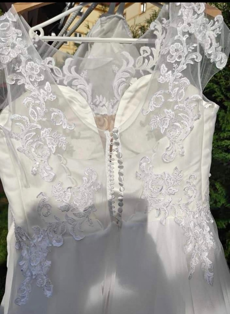 Svatební šaty - 4