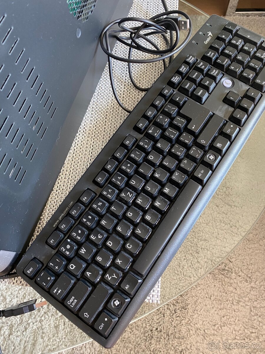 Stolní počítač Acer bez harddisku - 4