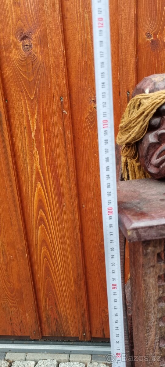 rustikální vitríny a stojan na CD - 4