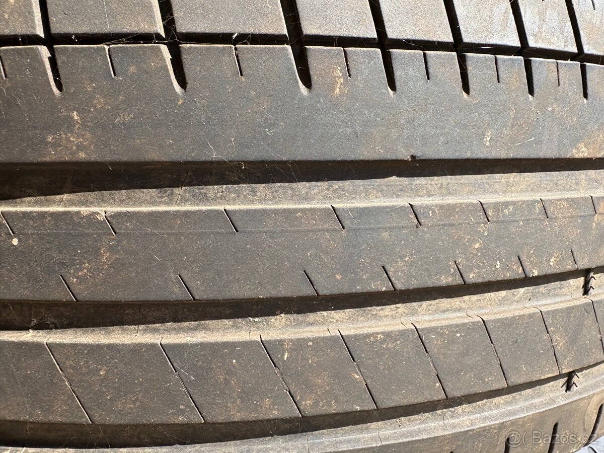 Pneu Michelin 225/45-R18 Pilot sport 3 - 4