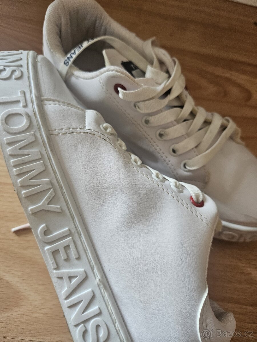 Bílé tenisky , stélka 24 cm - 4