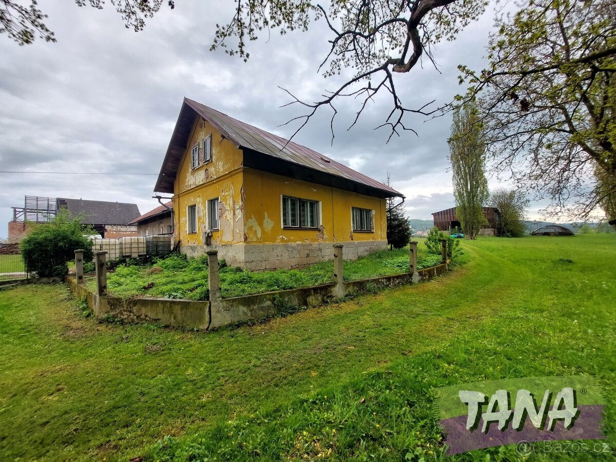 Prodej podílu o velikosti 1/2 - Zemědělská usedlost v Českém - 4