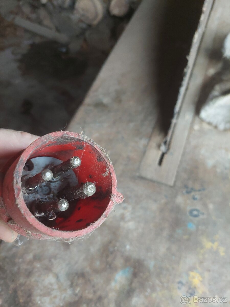 Cirkulárka NAREX 380V s kolébkou - 4