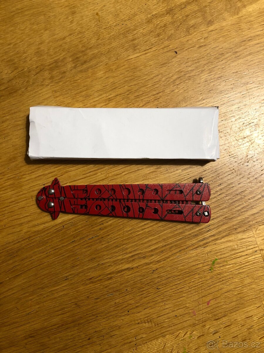 Butterfly hřebínek | Crimson Web - 4