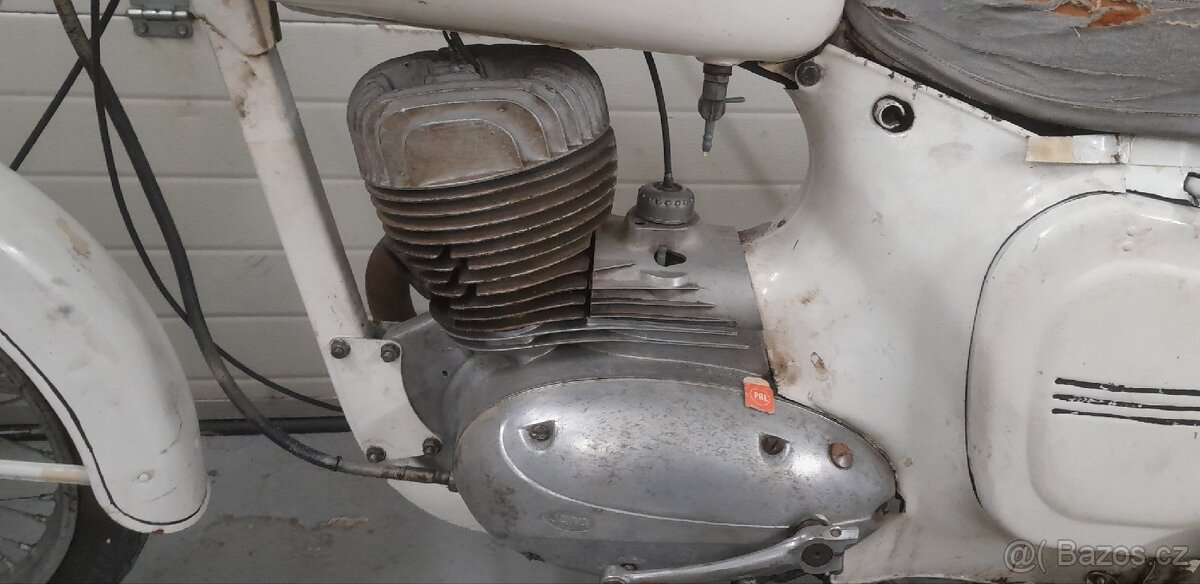 JAWA 250 590 SPORT - 4