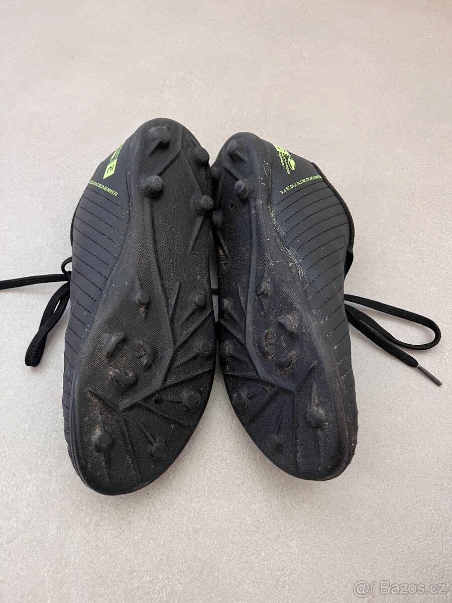 Kopačky KIPSTA vel. 37 téměř nepoužité - 4
