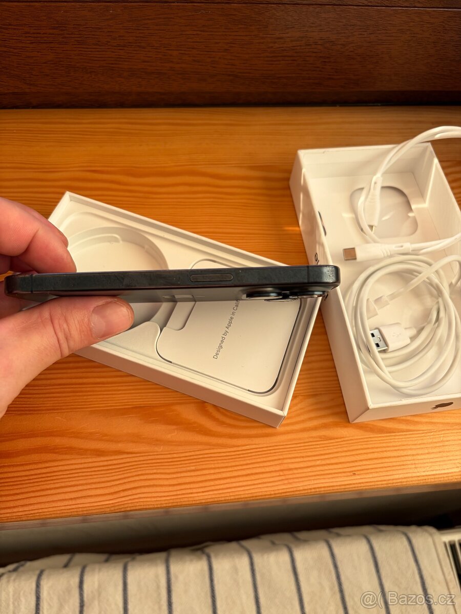 Apple IPhone 15 Pro 128 GB - 4