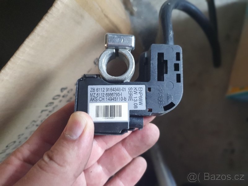 BMW E60 E90 3 / 5 Series IBS Minus i plus Odpojovač - 4