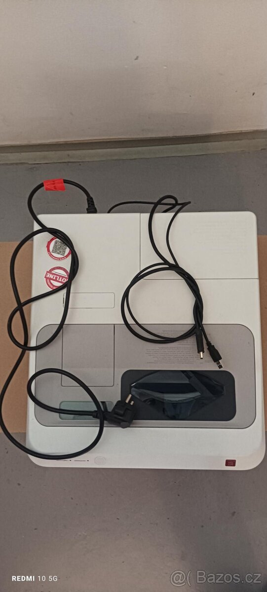 Projektor Sony model VPL-SW536 - 4