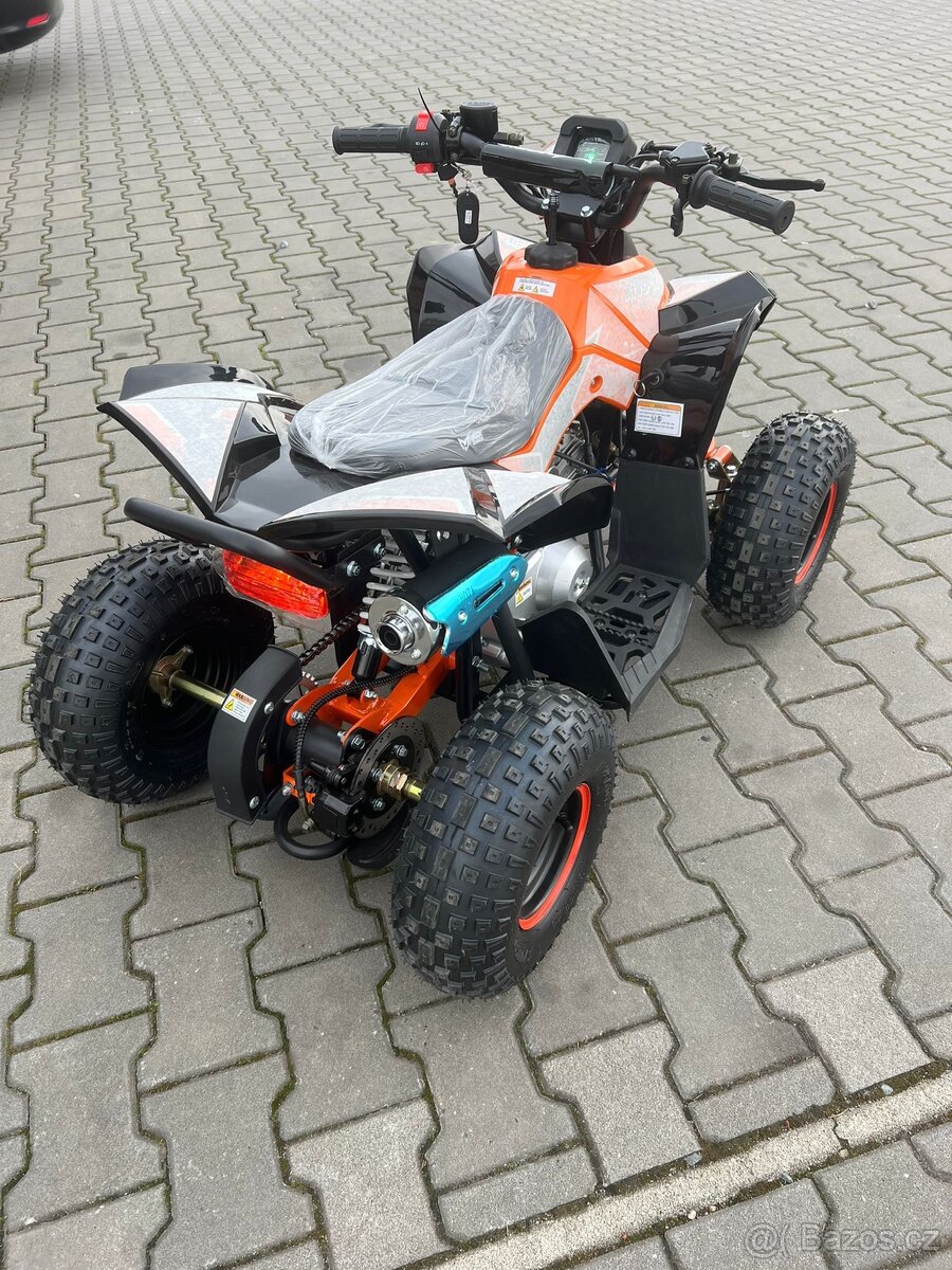 Dětská čtyřkolka Avenger Renegade 125cc 1G6