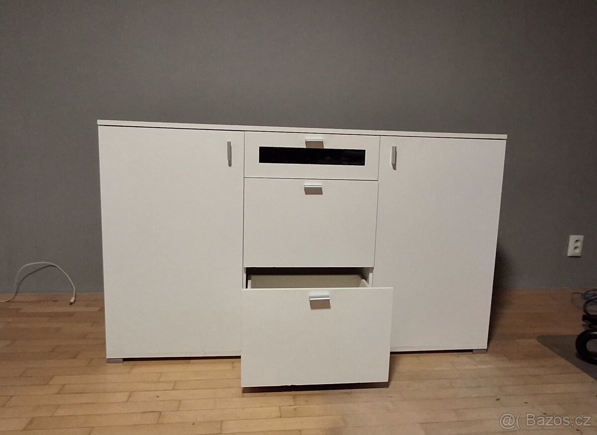 Komoda bílá - 4