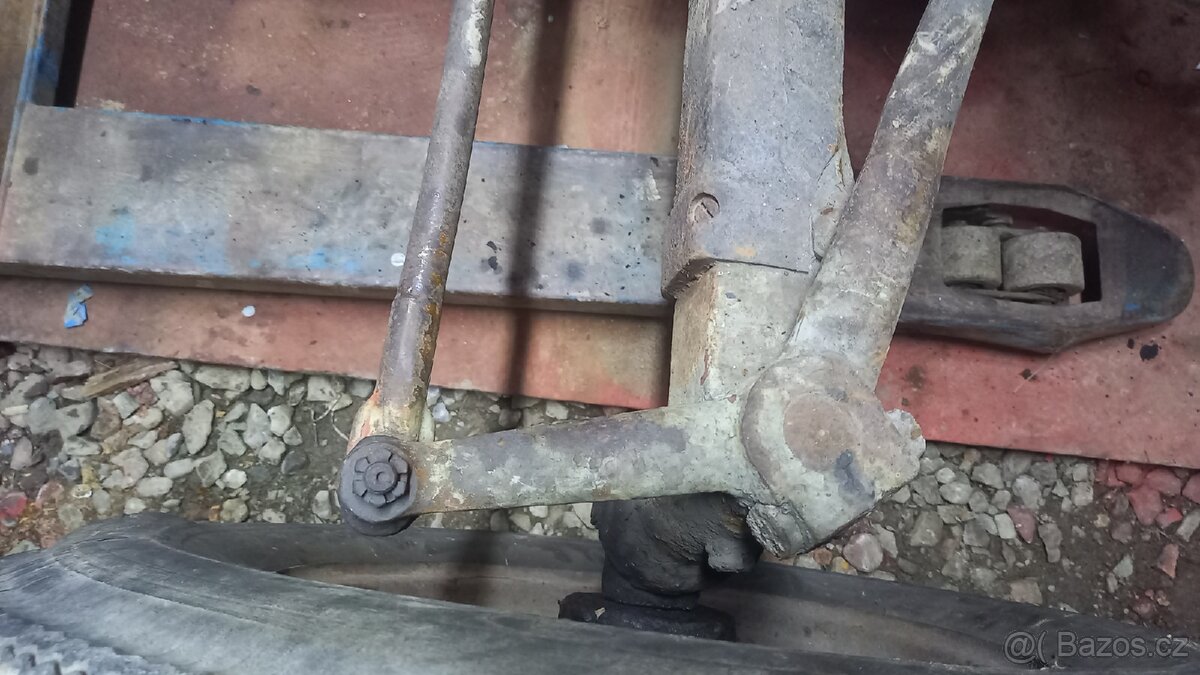Zetor 25A-přední náprava - 4