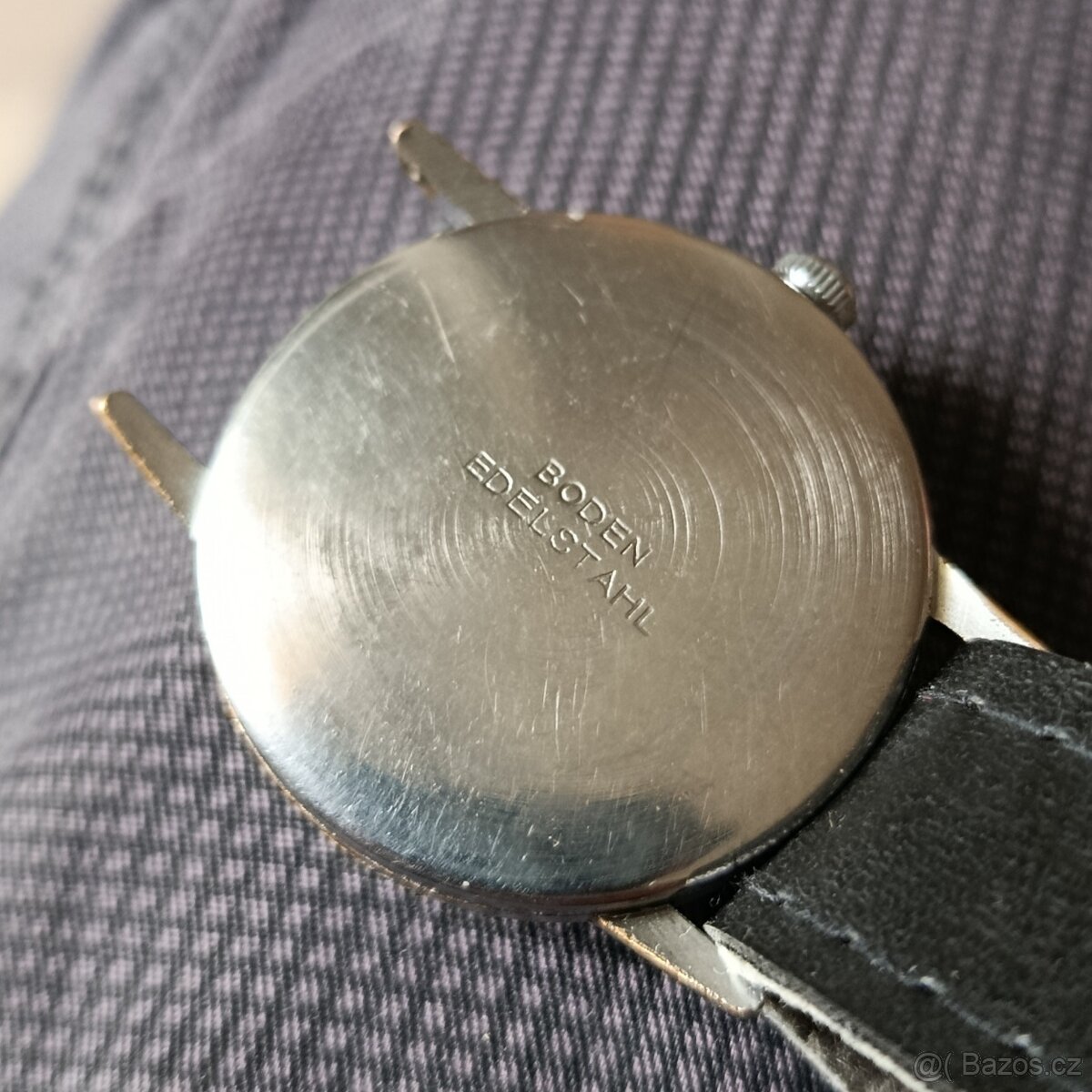 Německé náramkové hodinky UMF Ruhla - 4