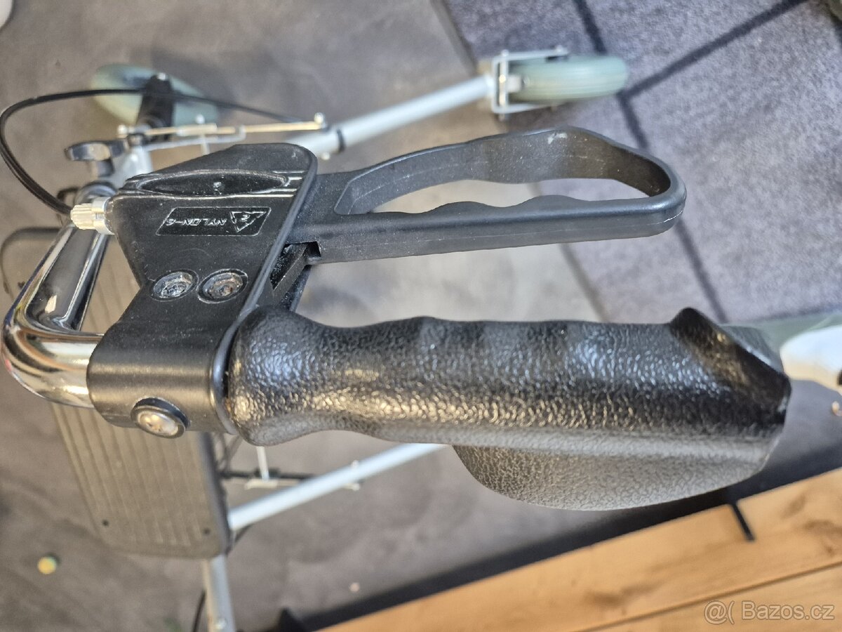 Chodítko pro seniory - 4