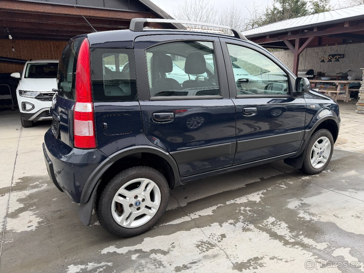 Fiat Panda 1.2 51kw 4X4 1Majit. klima 2011 Servis bez koroze - 4