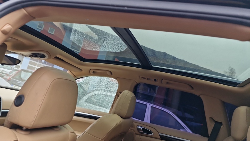 Porsche Cayenne 3.0TDI 180KW CRCA A5904 L041 r.v.2012 - 4