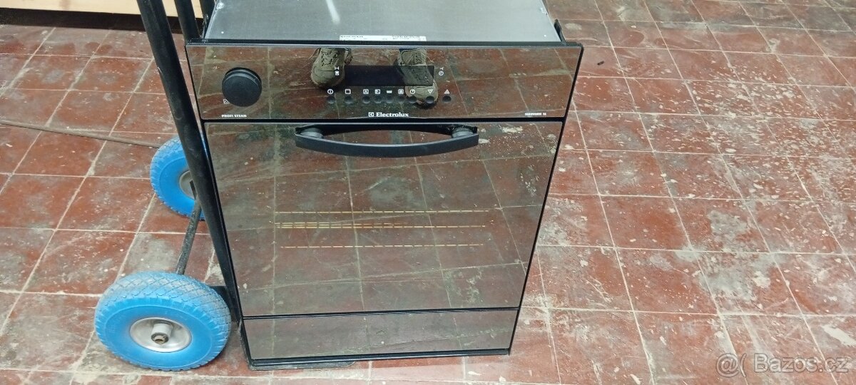 Top Swiss Line SL Elektrolux vestavné trouby - 4