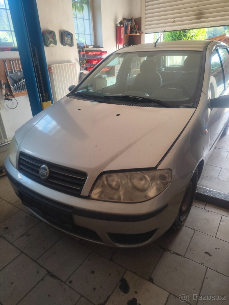 Fiat Punto - 4