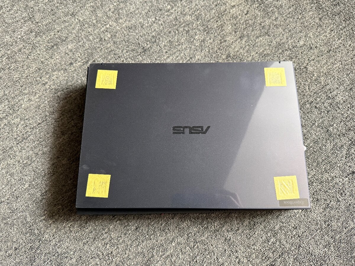 ASUS ExpertBook B9 OLED - 4