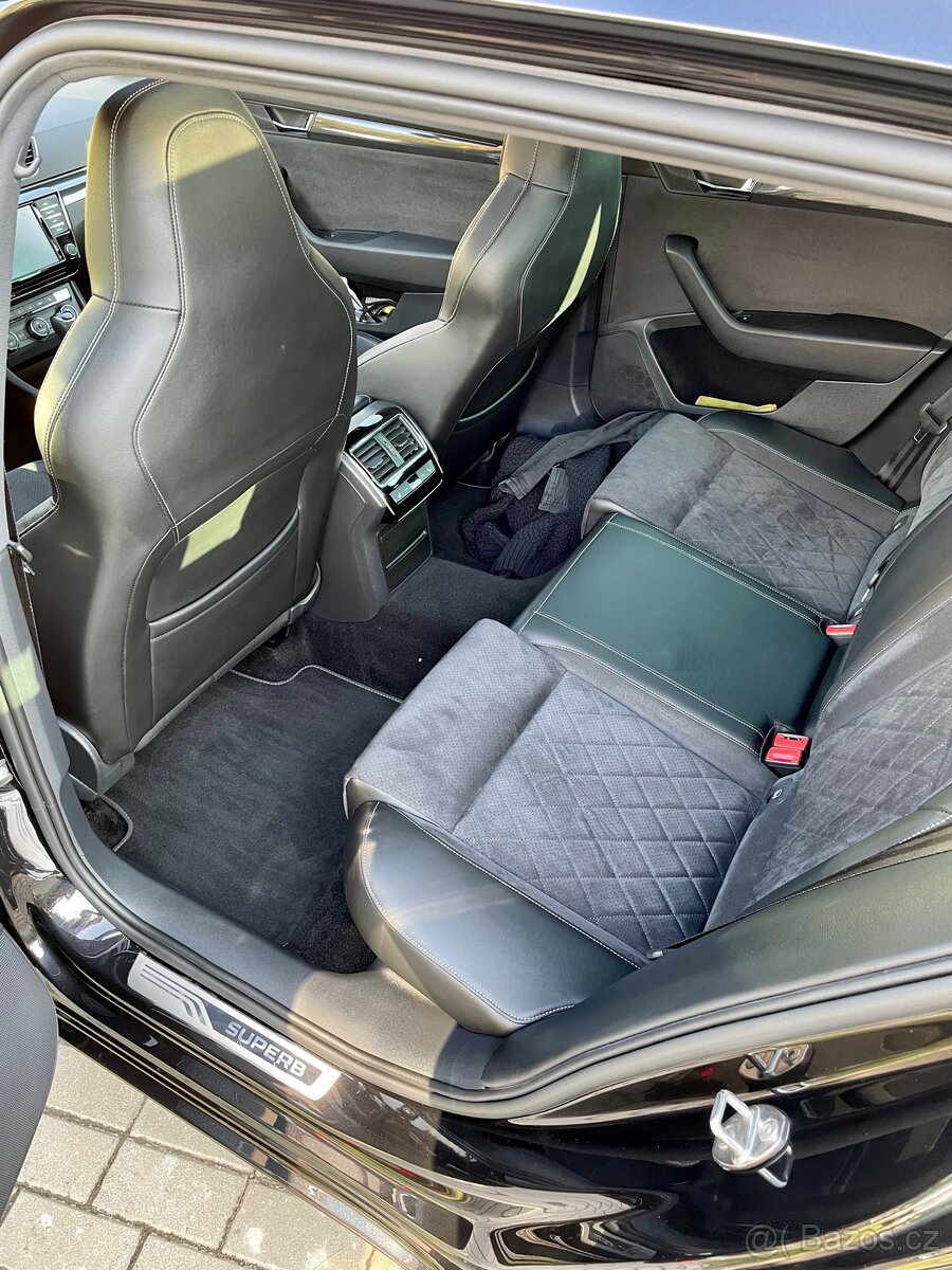 Škoda Superb III Sportline Black 140 kW - 4