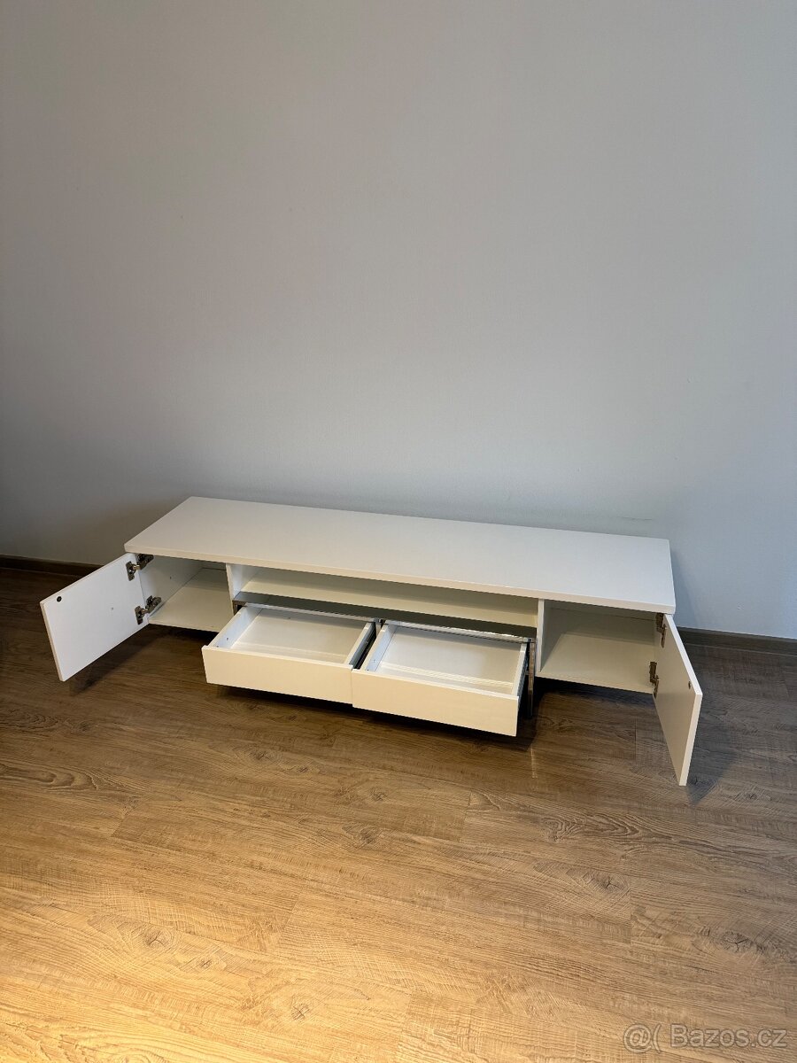 Skříňka pod tv - 4