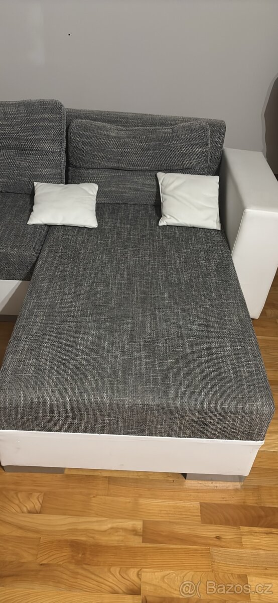 Rozkladacia U-pohovka – veľmi dobrý stav (2 roky používaná) - 4