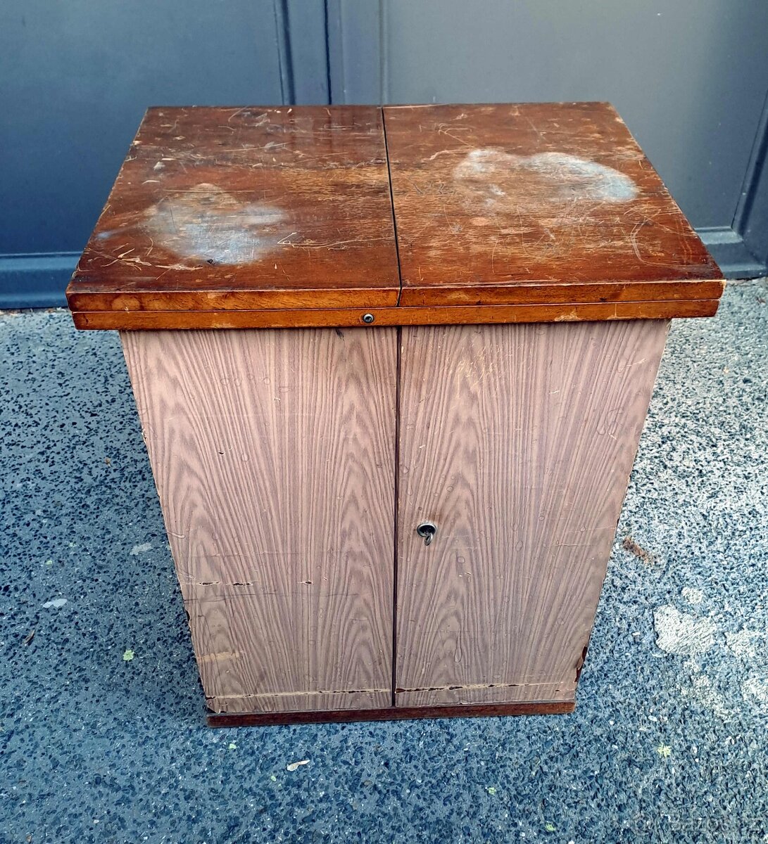 Šicí stroj MINERVA M16 - 4